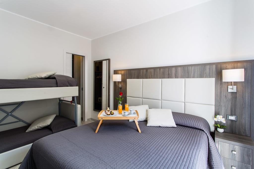 Versilia Residence Lido di Camaiore Ngoại thất bức ảnh